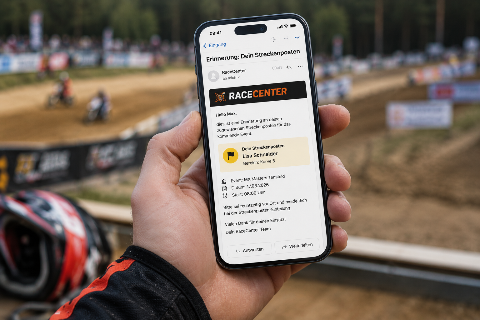 Streckenposten-Erinnerung – Smartphone zeigt RaceCenter-Mail mit zugewiesenem Posten und Event-Details